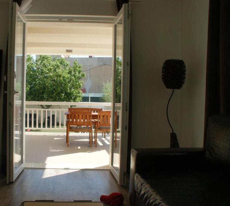 Apartments Zelic Vodice Kültér fotó